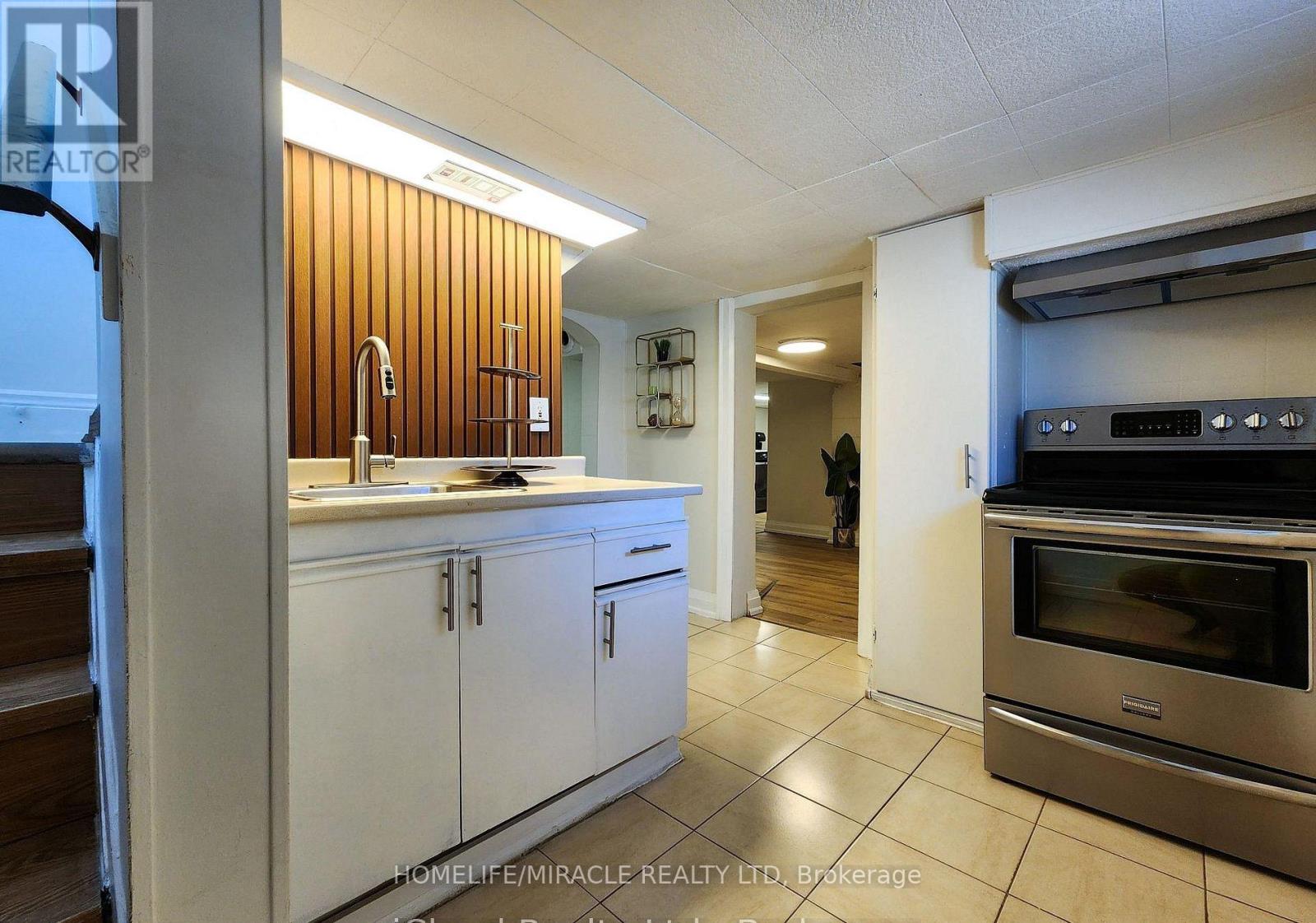 Lower Level - 294 Fairfield Avenue S, Hamilton, Ontario  L8H 5H6 - Photo 2 - X13119464