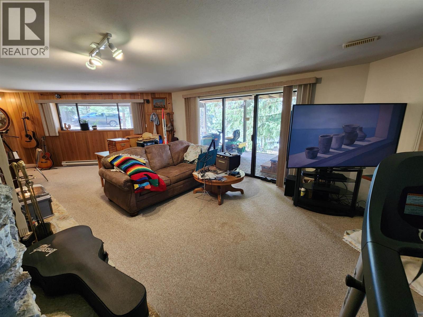 8398 Bridge Lake Road, Bridge Lake, British Columbia  V0K 1X2 - Photo 27 - R3122961
