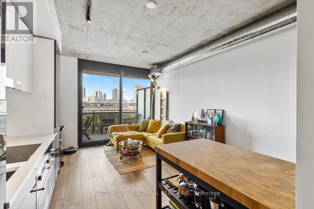 805 - 21 Lawren Harris Square, Toronto, Ontario  M5A 1H7 - Photo 2 - C13115440