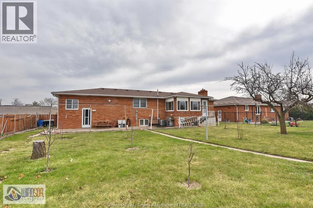 1455 St. Clair Avenue, Windsor, Ontario  N9B 3K7 - Photo 31 - 26010513