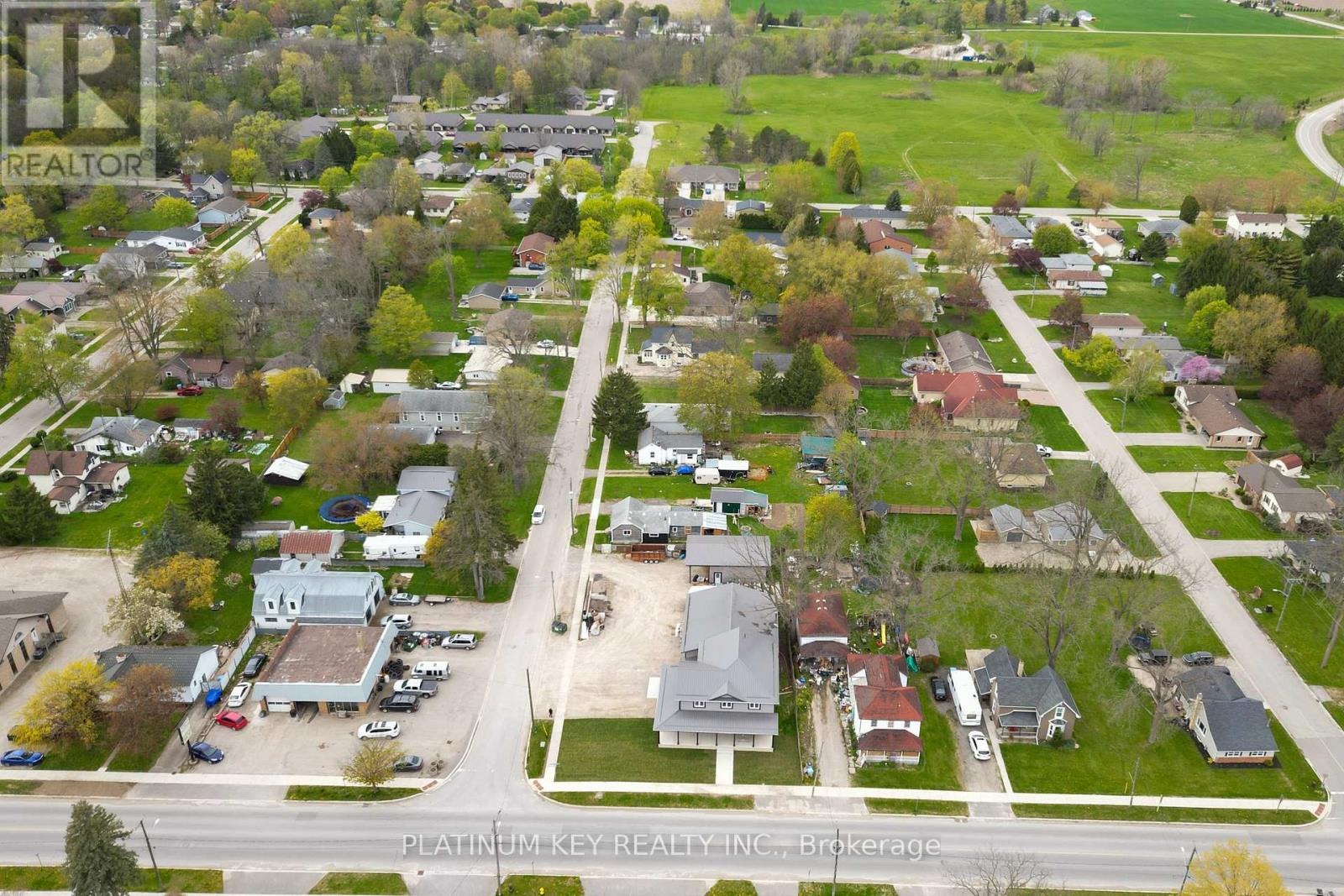 293 Main Street, North Middlesex, Ontario  N0M 2K0 - Photo 45 - X13119550