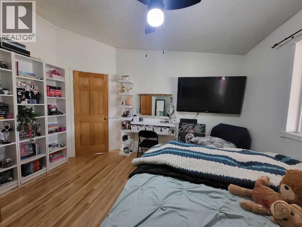 422 7th Avenue, Beaverlodge, Alberta  T0H 0C0 - Photo 22 - A2309514