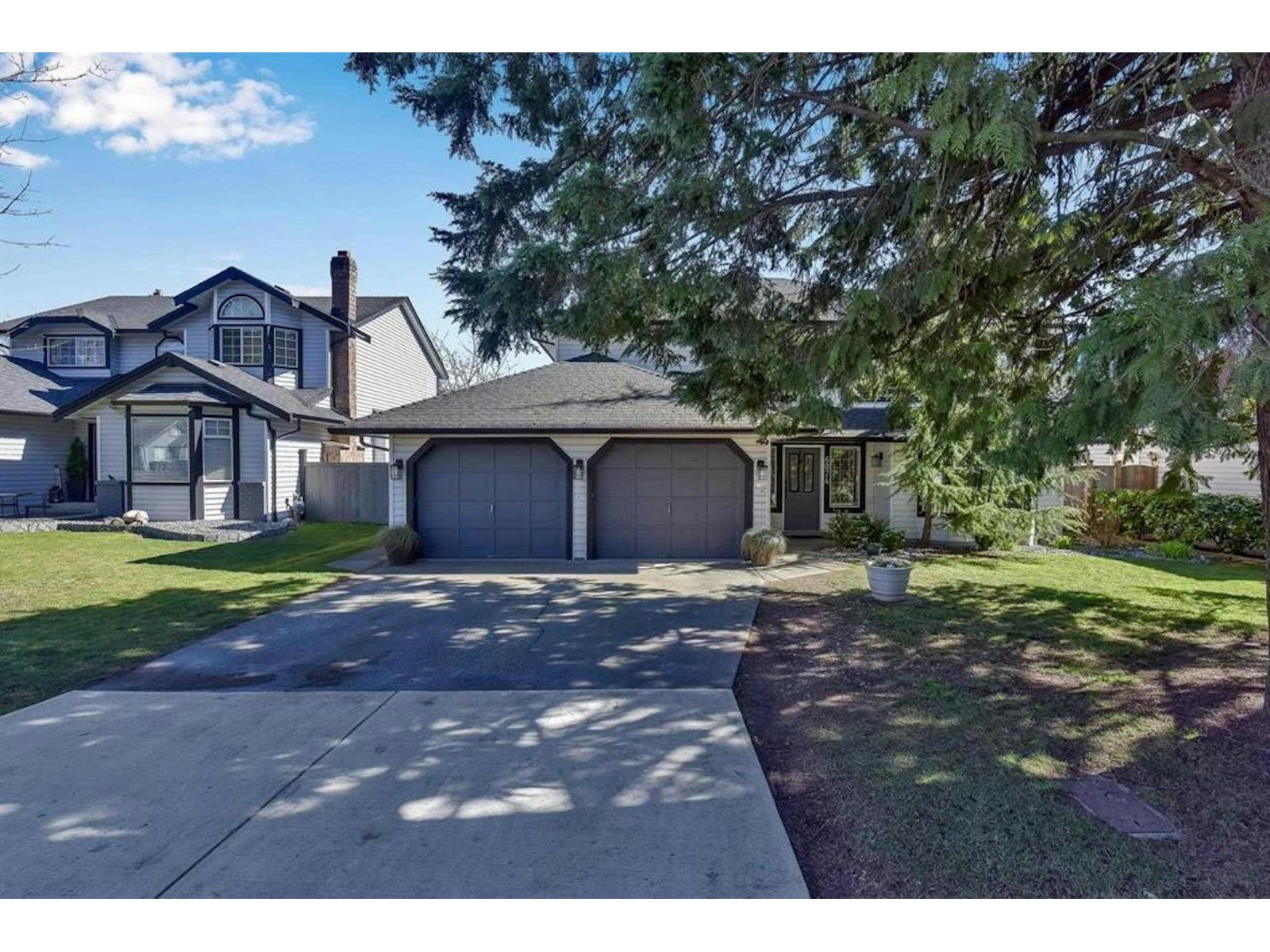 6074 188 Street, Surrey, British Columbia  V3S 7V9 - Photo 2 - R3119372