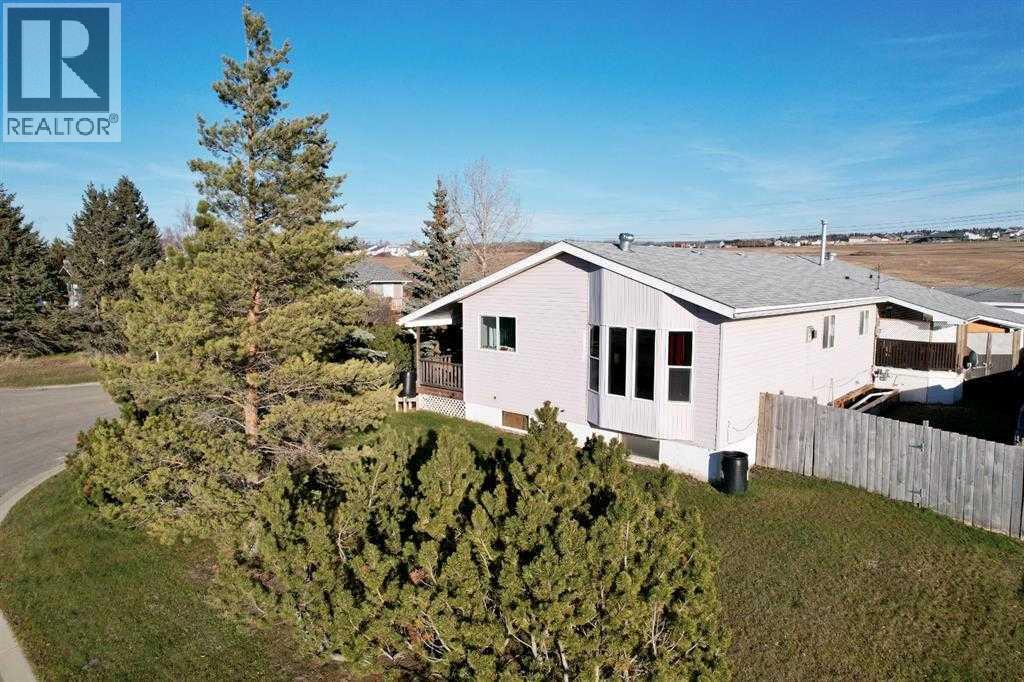 422 7th Avenue, Beaverlodge, Alberta  T0H 0C0 - Photo 4 - A2309514