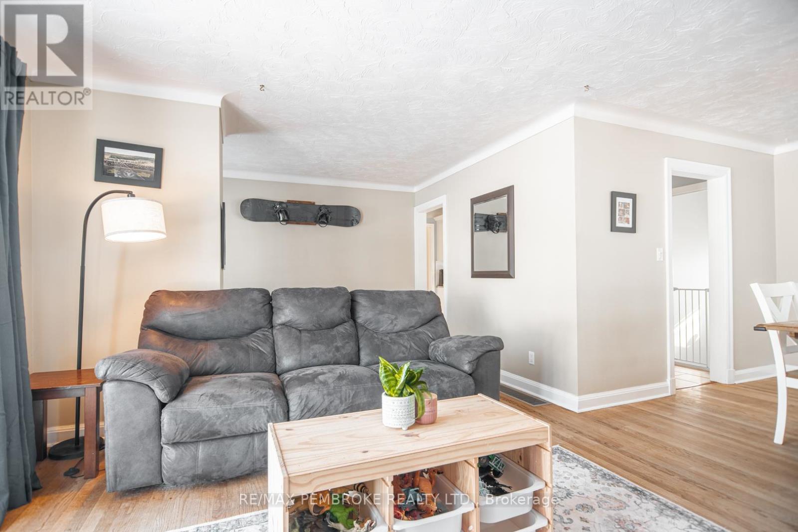 251 Broadview Drive, Pembroke, Ontario  K8A 2A1 - Photo 16 - X13119516