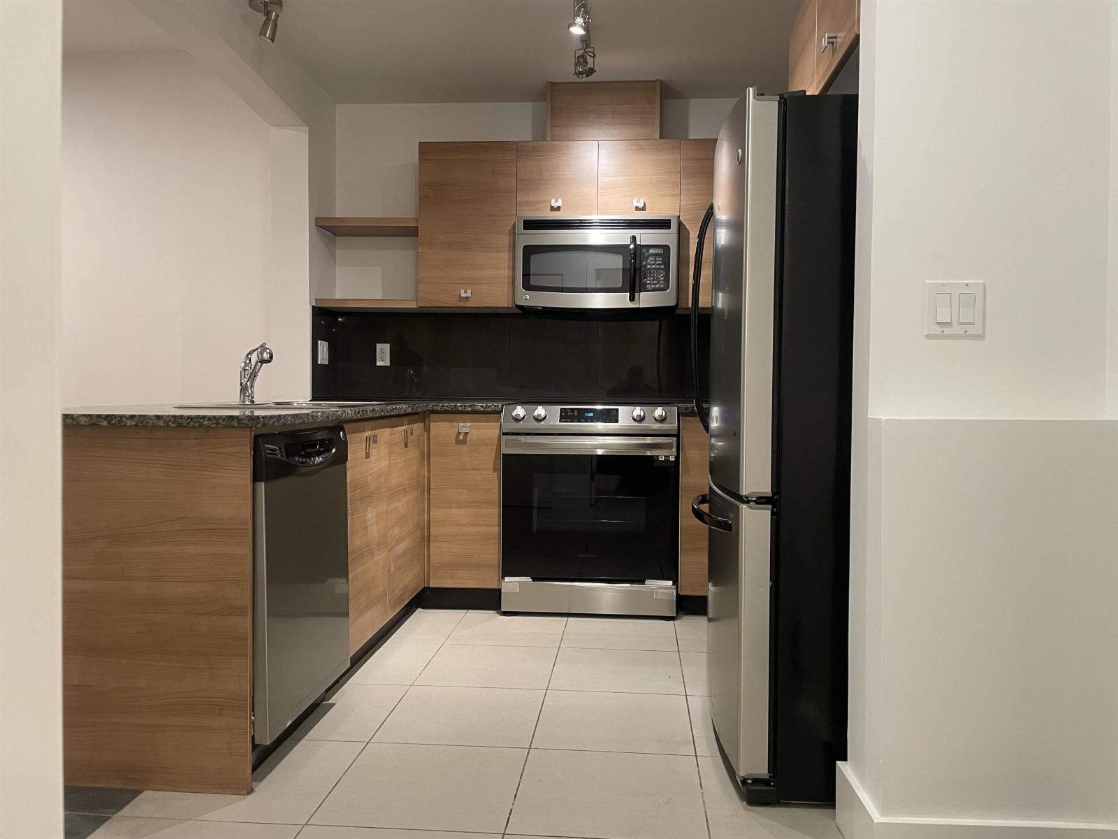 217 6688 120 Street, Surrey, British Columbia  V3W 1T8 - Photo 6 - R3122959