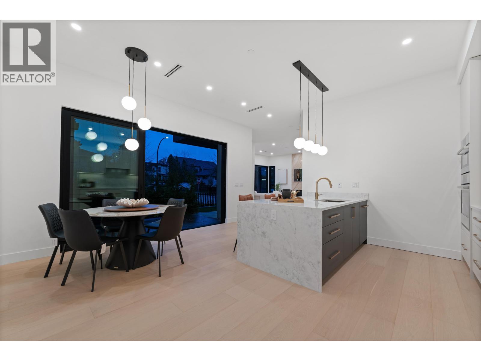 1605 E 21st Avenue, Vancouver, British Columbia  V5N 3V8 - Photo 12 - R3122893