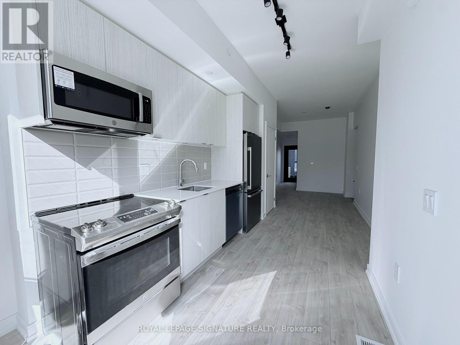 13 - 168 Clonmore Drive, Toronto, Ontario  M1N 0B9 - Photo 2 - E13119524