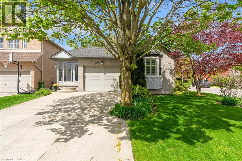 50 SPADARA Drive, Hamilton, Ontario