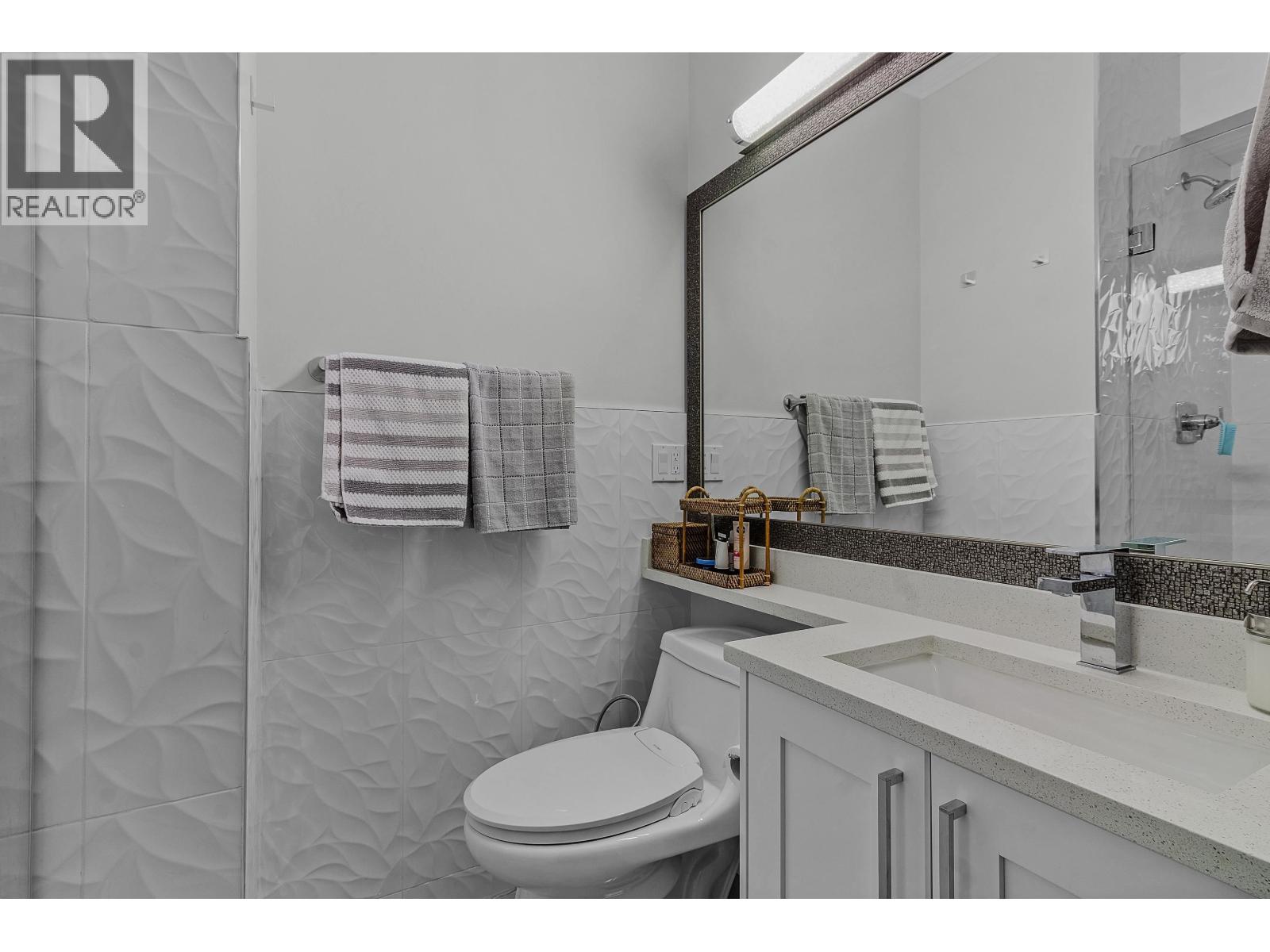 8175 10th Avenue, Burnaby, British Columbia  V3N 2S5 - Photo 21 - R3122850