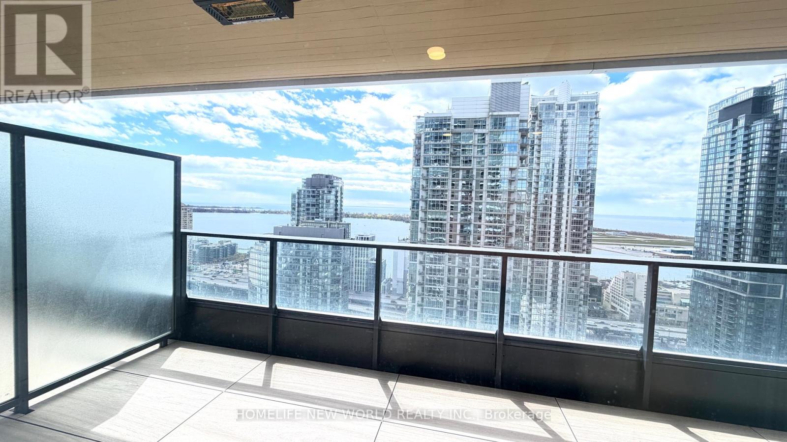 3308 - 1 Concord Cityplace Way, Toronto, Ontario  M5V 0X3 - Photo 31 - C13075812