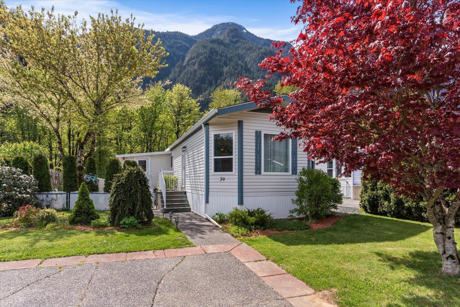 39 62790 Flood Hope Road, Hope, Hope, British Columbia  V0X 1L2 - Photo 1 - R3122848