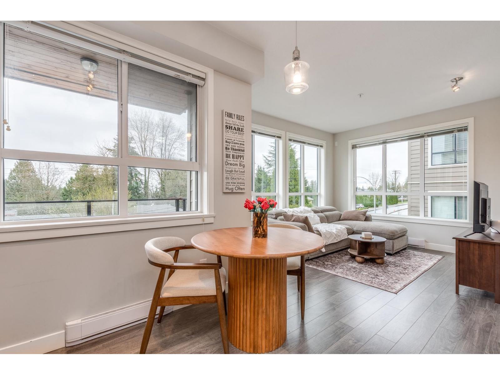 406 15388 105 Avenue, Surrey, British Columbia  V3R 0C4 - Photo 3 - R3122909