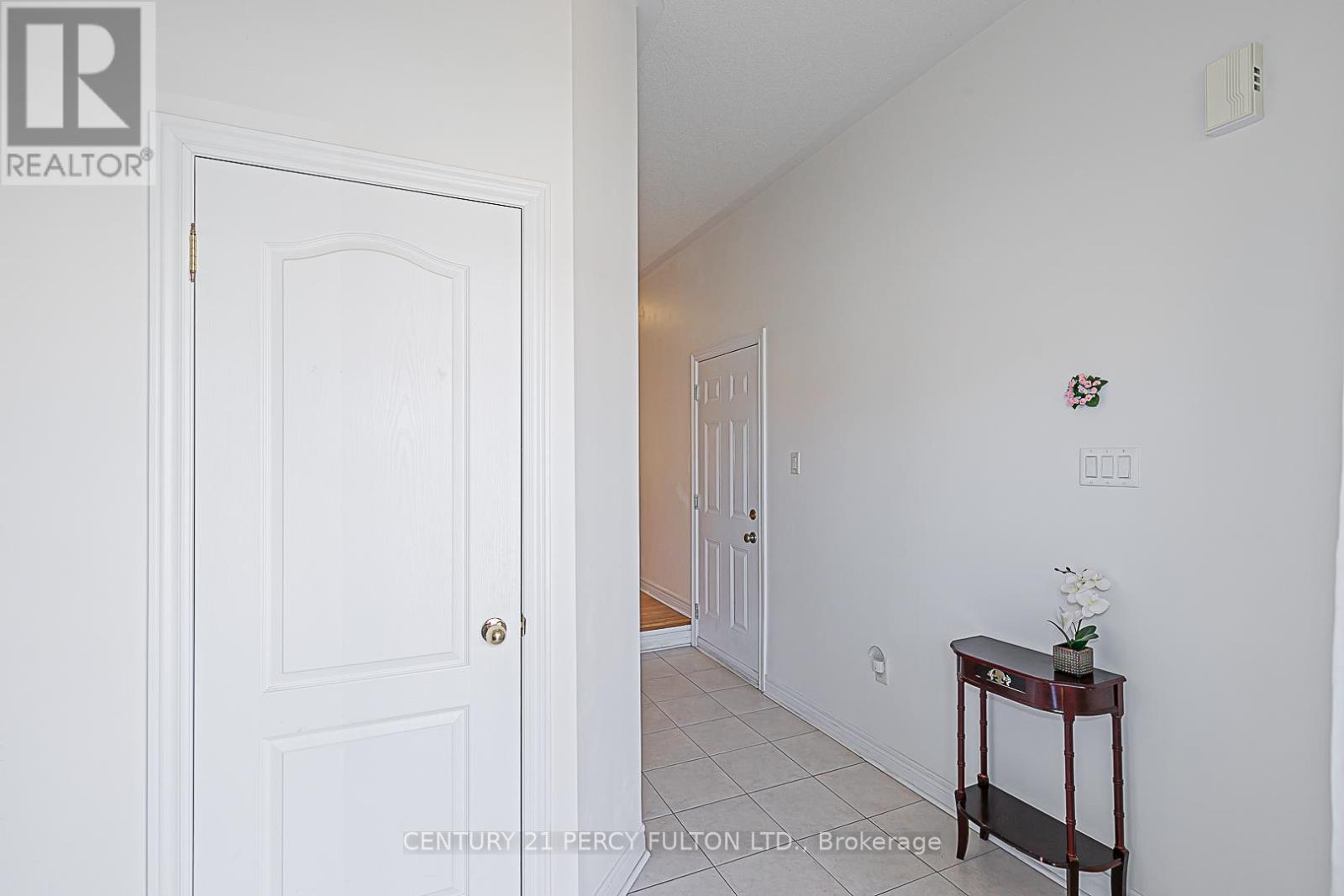 23 Princess Diana Drive, Markham, Ontario  L6C 0G8 - Photo 10 - N13119492