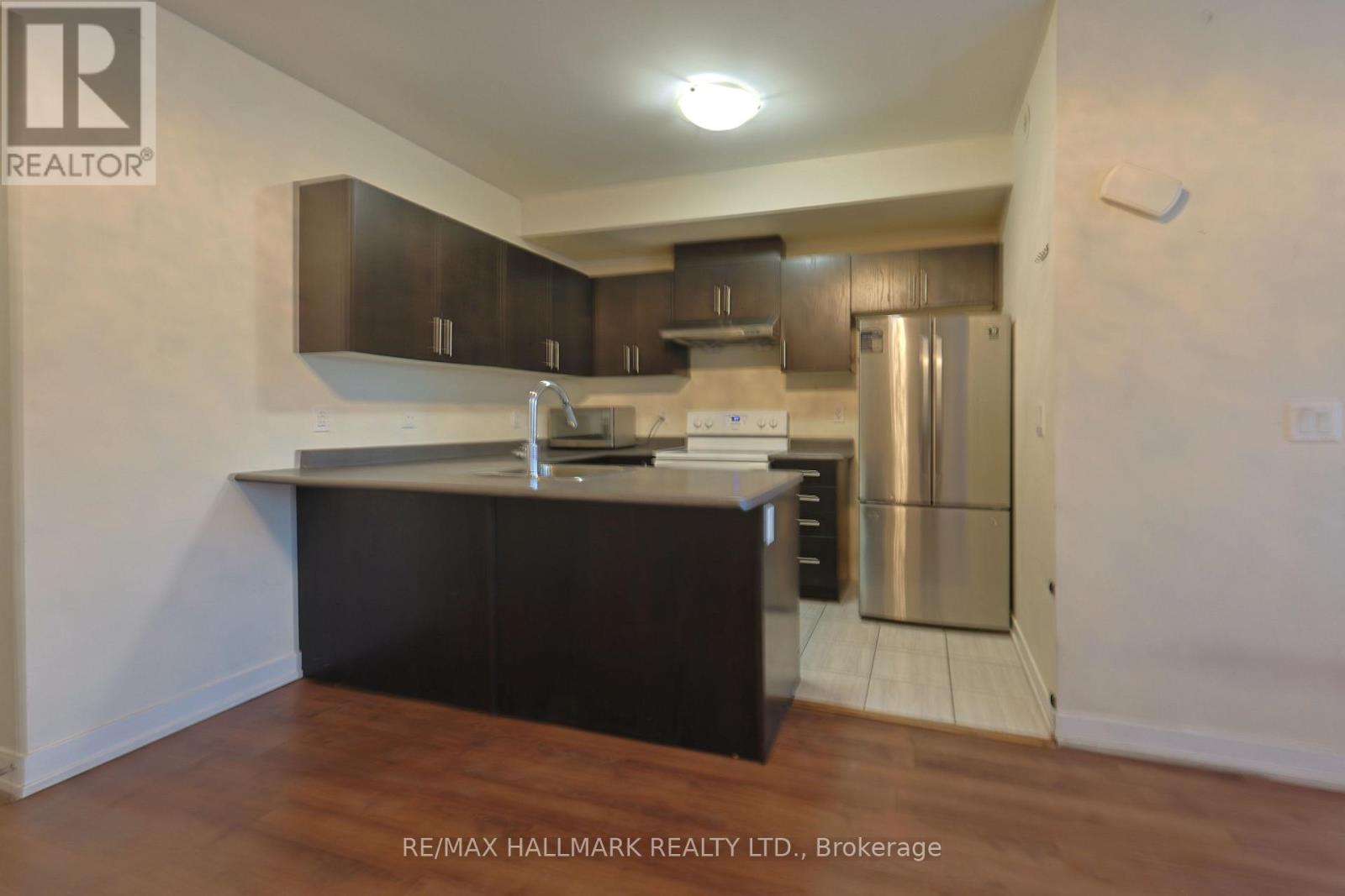 609 - 50 Dunsheath Way, Markham, Ontario  L6B 1N3 - Photo 10 - N13119538