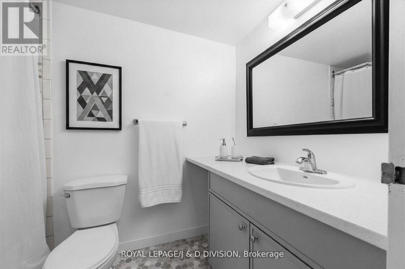 221b - 364 The East Mall, Toronto, Ontario  M9B 6C5 - Photo 23 - W13119490