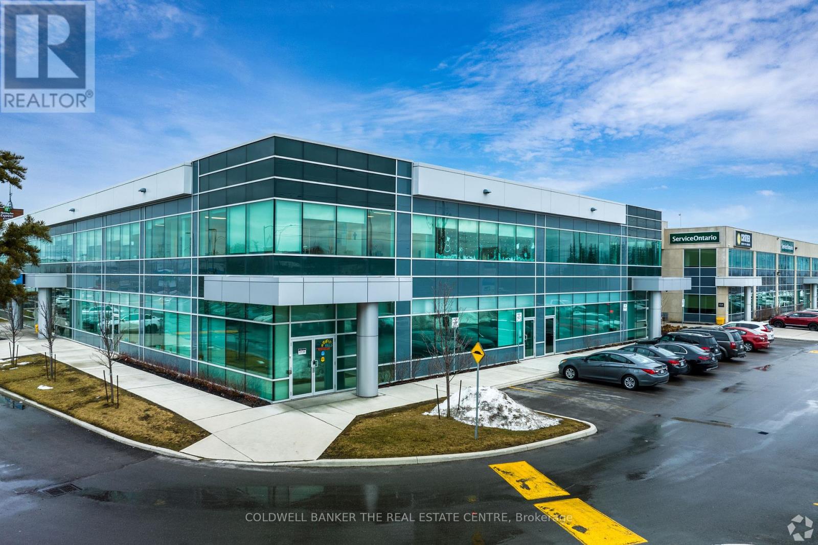 206 - 2800 High Point Drive, Milton, Ontario  L9T 6P4 - Photo 1 - W13119494