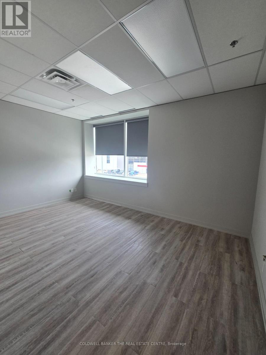 206 - 2800 High Point Drive, Milton, Ontario  L9T 6P4 - Photo 4 - W13119494