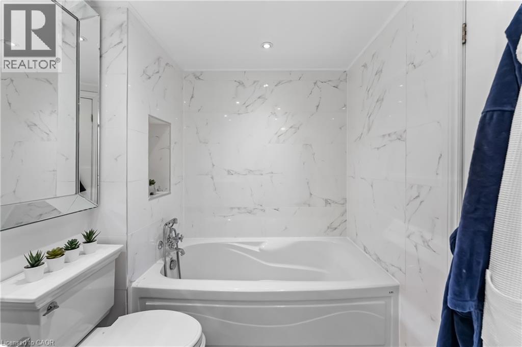 2261 Lakeshore Boulevard W Unit# 918, Toronto, Ontario  M8V 3X1 - Photo 23 - 40829367