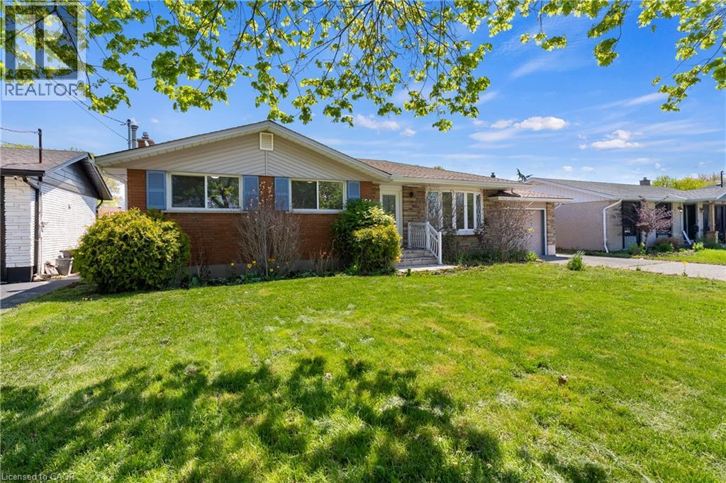 554 Lake Street, St. Catharines, Ontario  L2N 4H9 - Photo 2 - 40829187