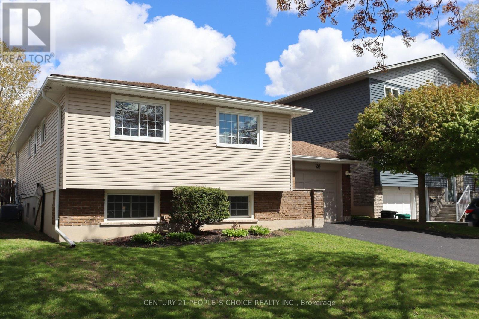 20 Inadale Court, Kitchener, Ontario  N2M 2Z8 - Photo 2 - X13119544
