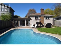 20 INADALE COURT, Kitchener, Ontario