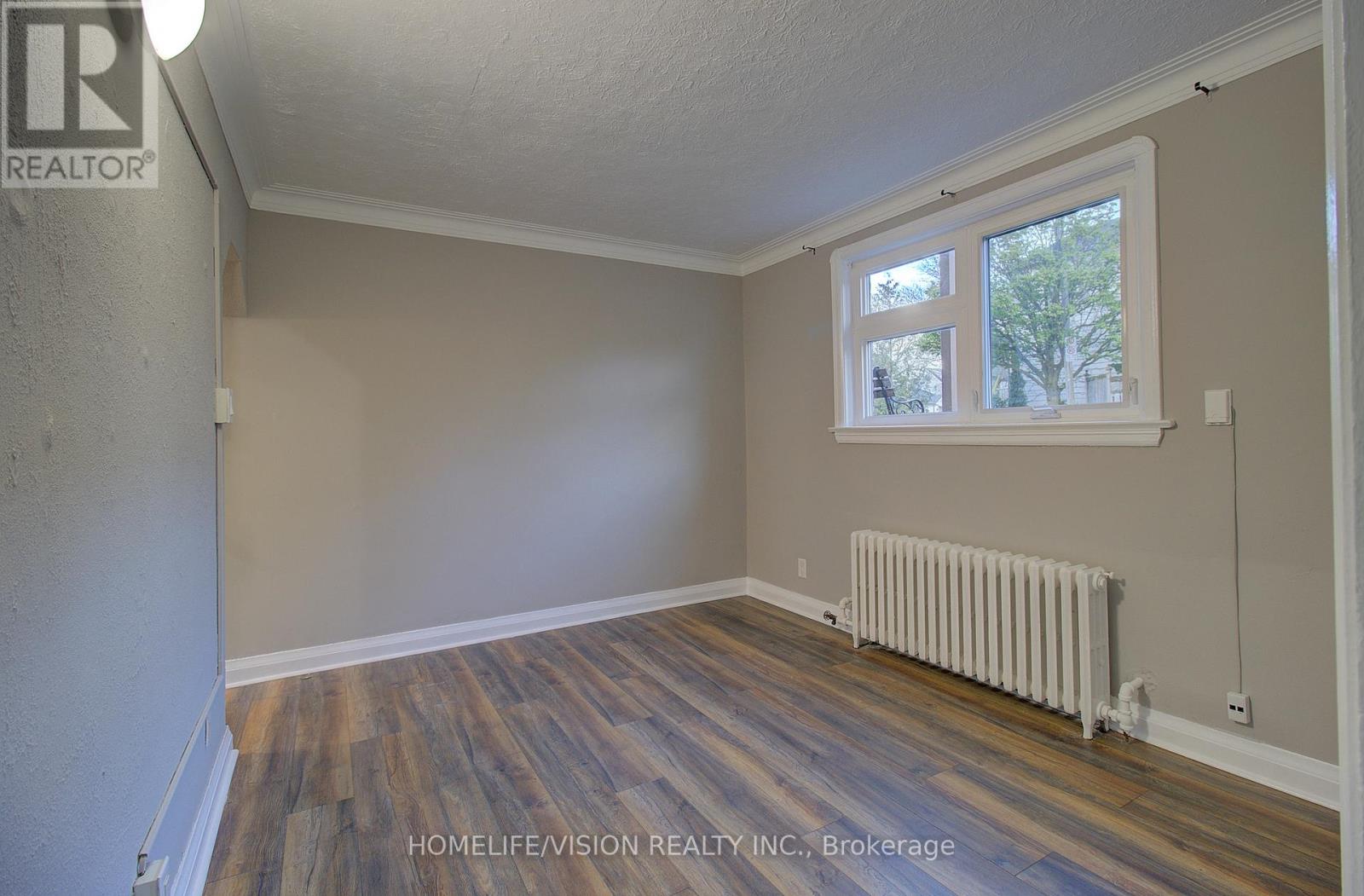 1 - 238 Glebemount Avenue, Toronto, Ontario  M4C 3V2 - Photo 10 - E13107942