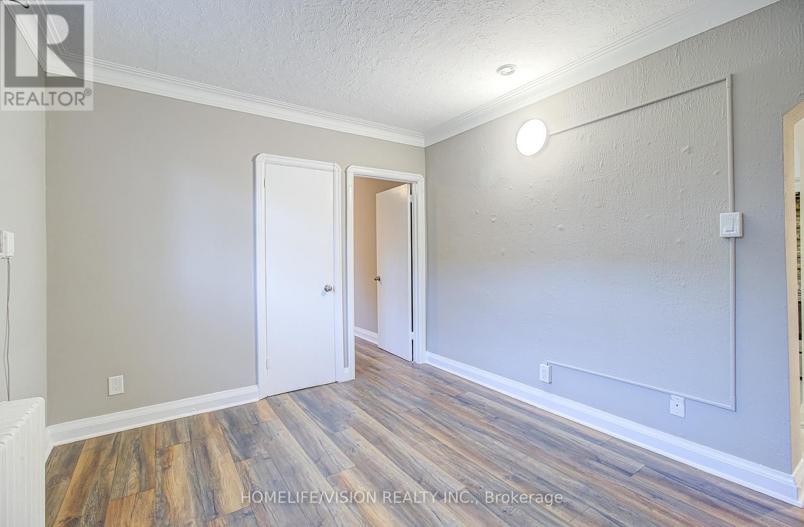 1 - 238 Glebemount Avenue, Toronto, Ontario  M4C 3V2 - Photo 5 - E13107942