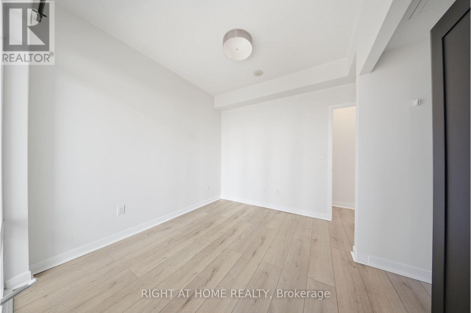 1105 - 365 Prince Of Wales Drive, Mississauga, Ontario  L5B 0G6 - Photo 20 - W13118516