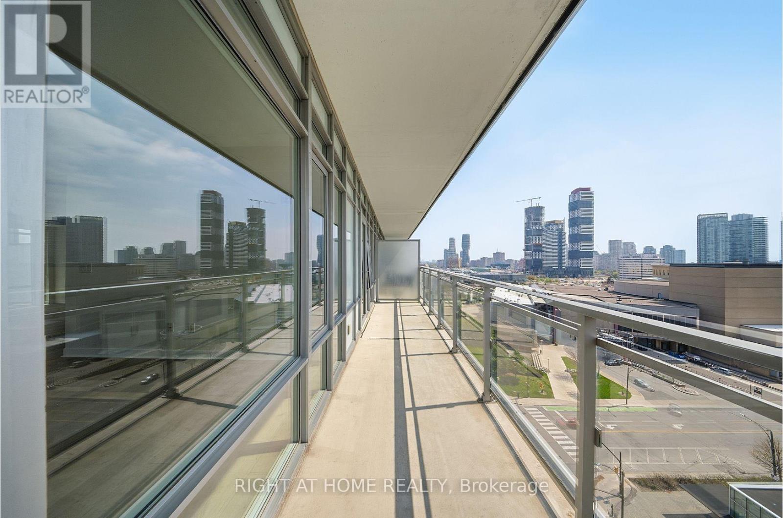 1105 - 365 Prince Of Wales Drive, Mississauga, Ontario  L5B 0G6 - Photo 23 - W13118516