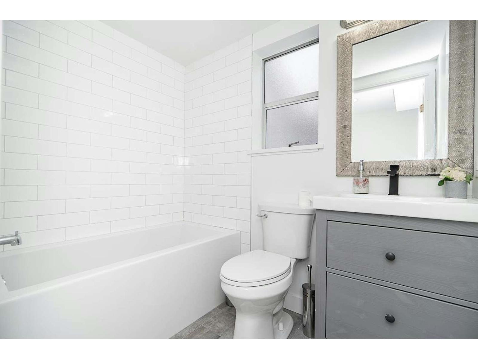 6074 188 Street, Surrey, British Columbia  V3S 7V9 - Photo 13 - R3119372