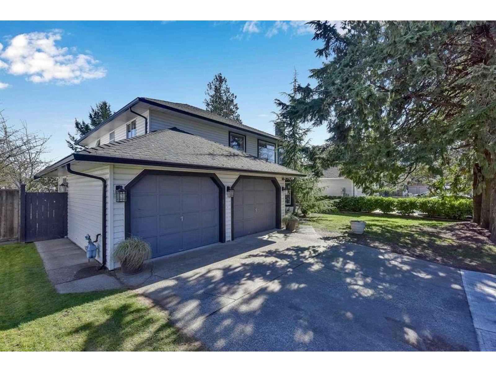 6074 188 STREET, Surrey, British Columbia
