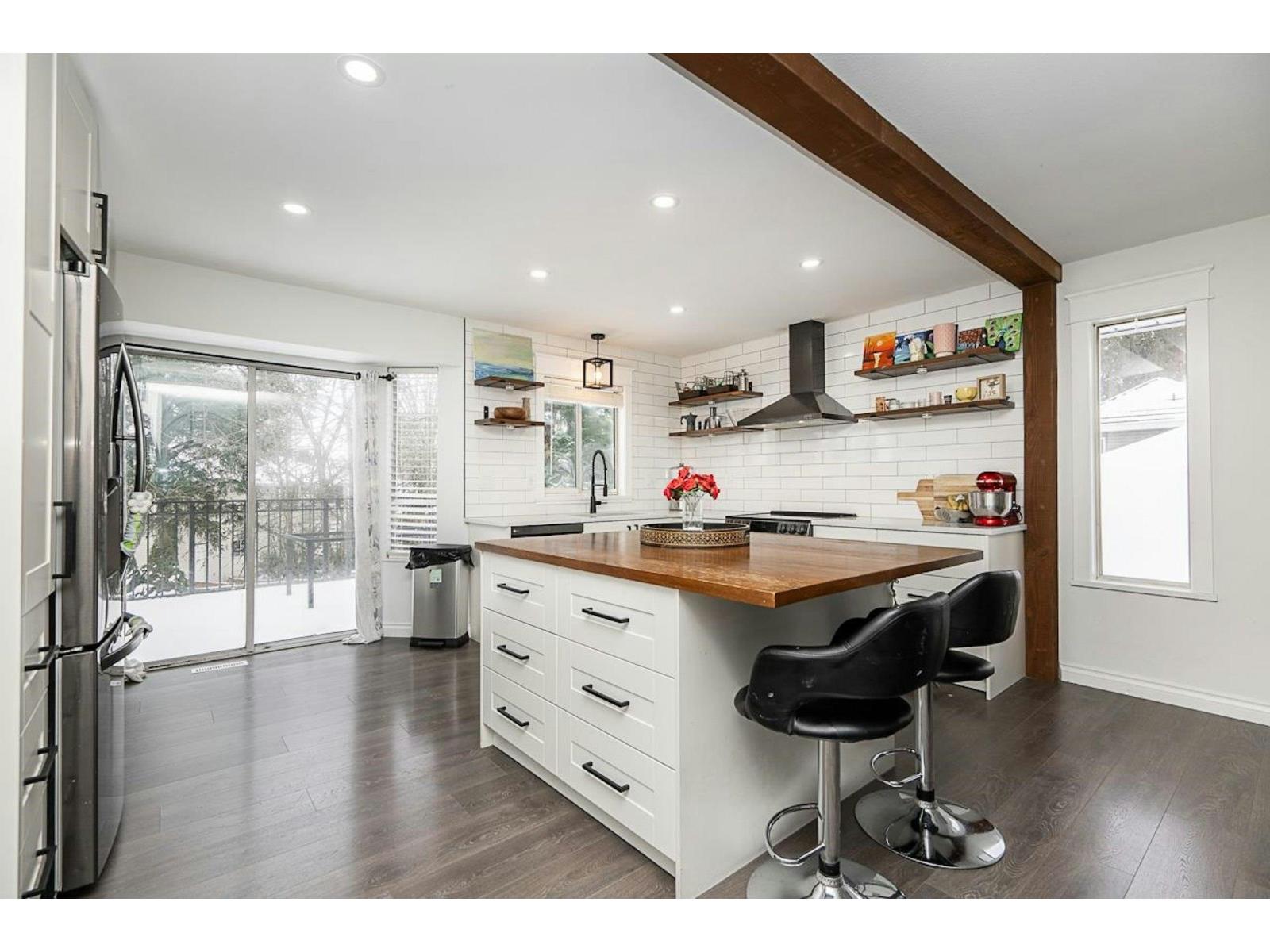 6074 188 Street, Surrey, British Columbia  V3S 7V9 - Photo 6 - R3119372