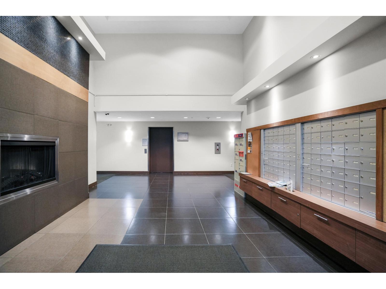 211 13555 Gateway Drive, Surrey, British Columbia  V3T 0B5 - Photo 20 - R3121711