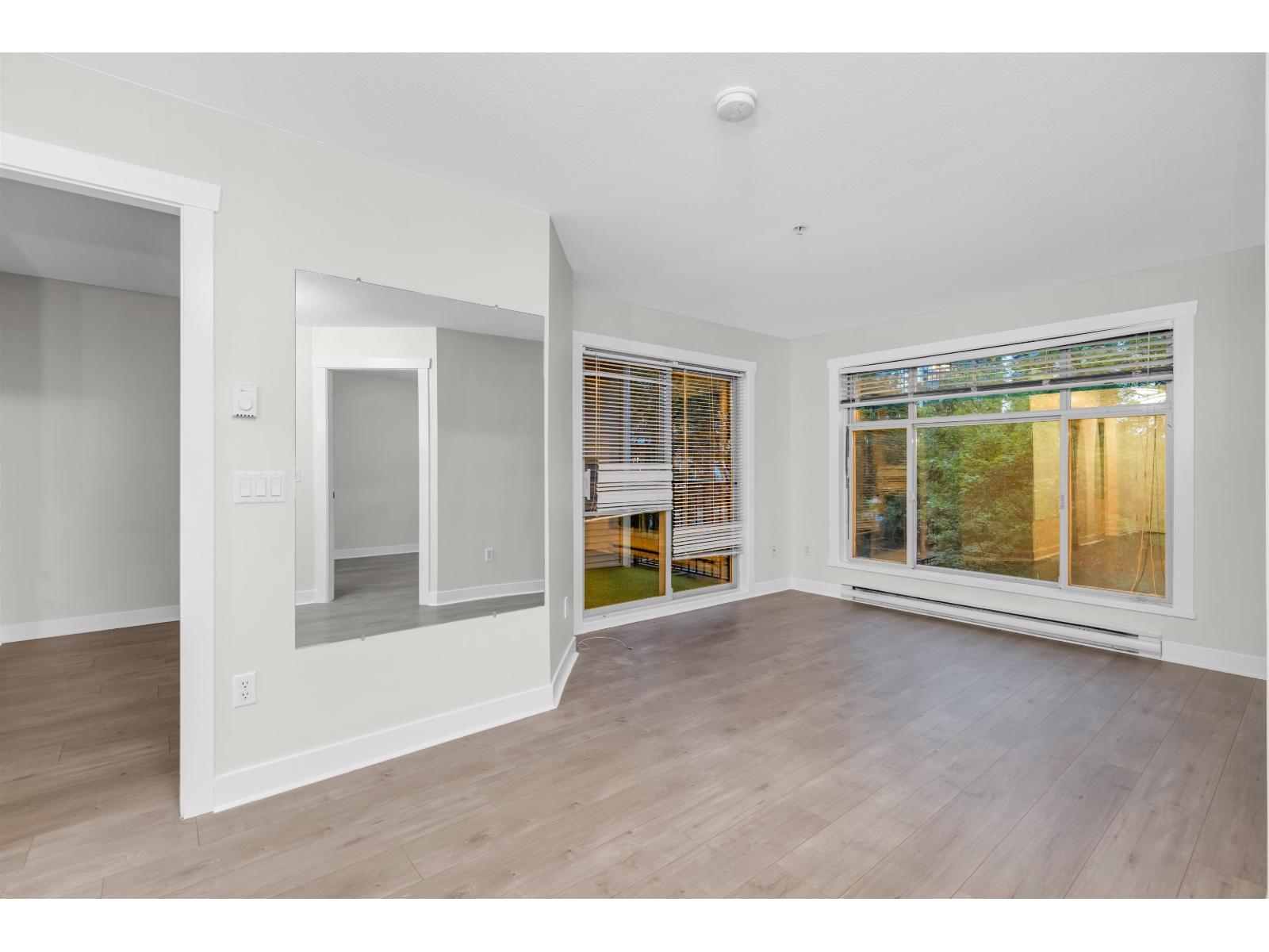 211 13555 Gateway Drive, Surrey, British Columbia  V3T 0B5 - Photo 17 - R3121711