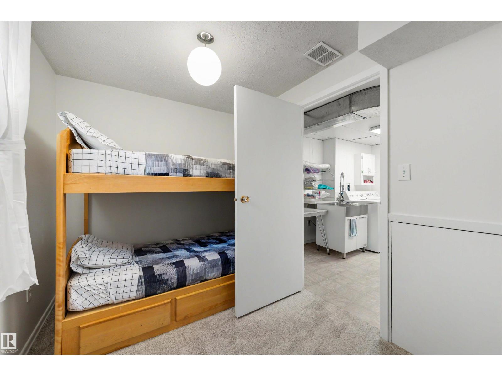 9602 85 Street Nw, Edmonton, Alberta  T6C 3E2 - Photo 31 - E4487276