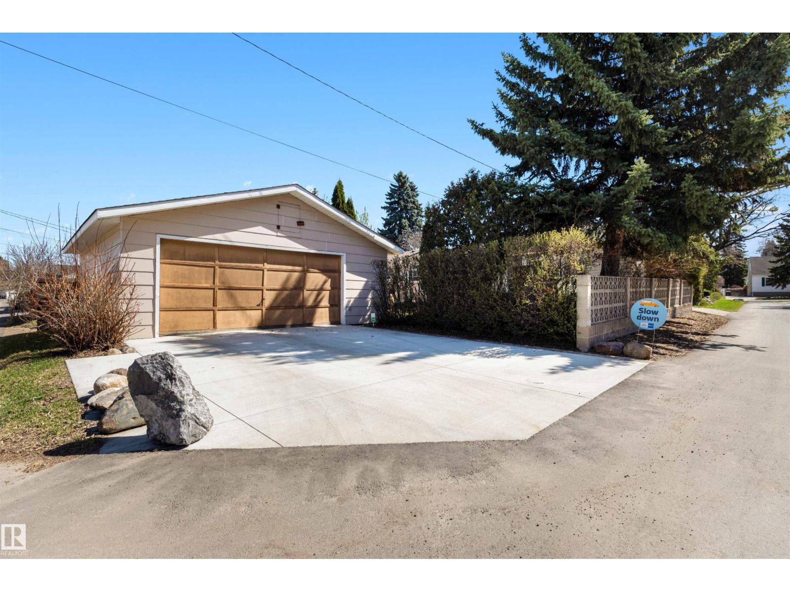 9602 85 Street Nw, Edmonton, Alberta  T6C 3E2 - Photo 36 - E4487276
