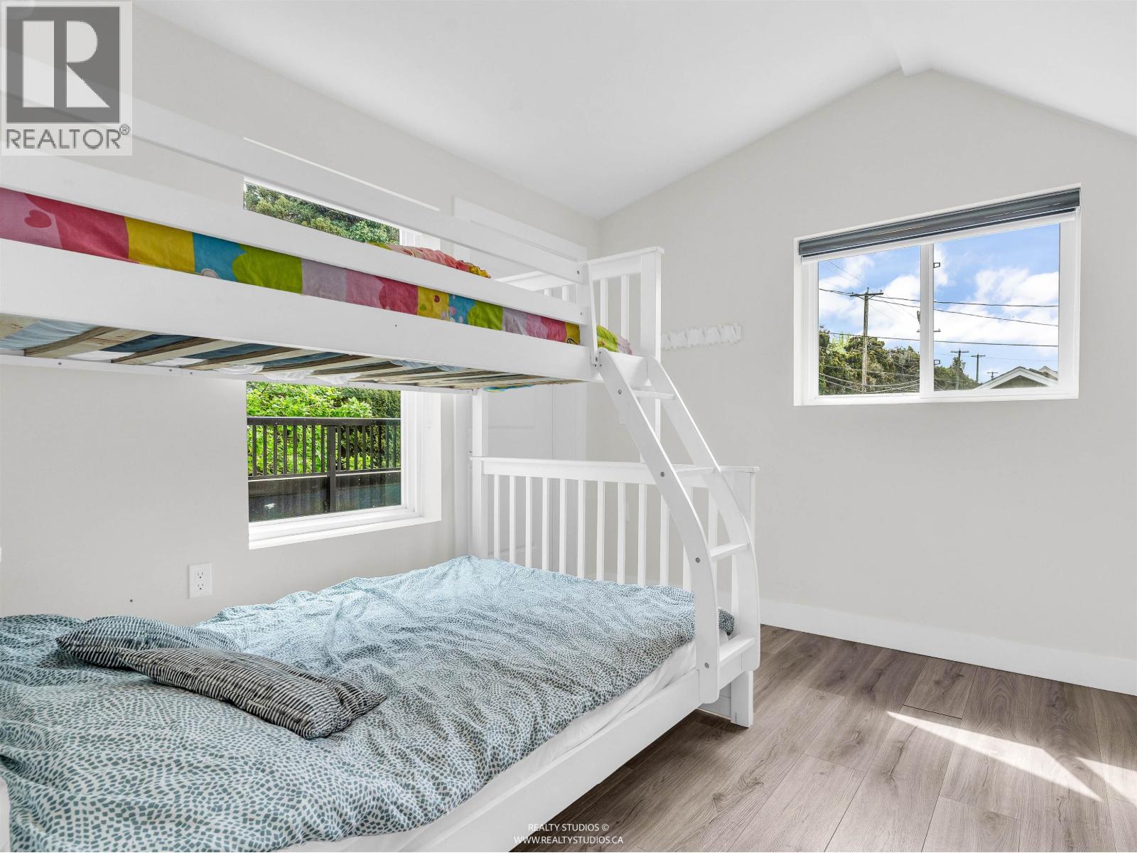 3466 Dieppe Drive, Vancouver, British Columbia  V5M 4C7 - Photo 11 - R3121934