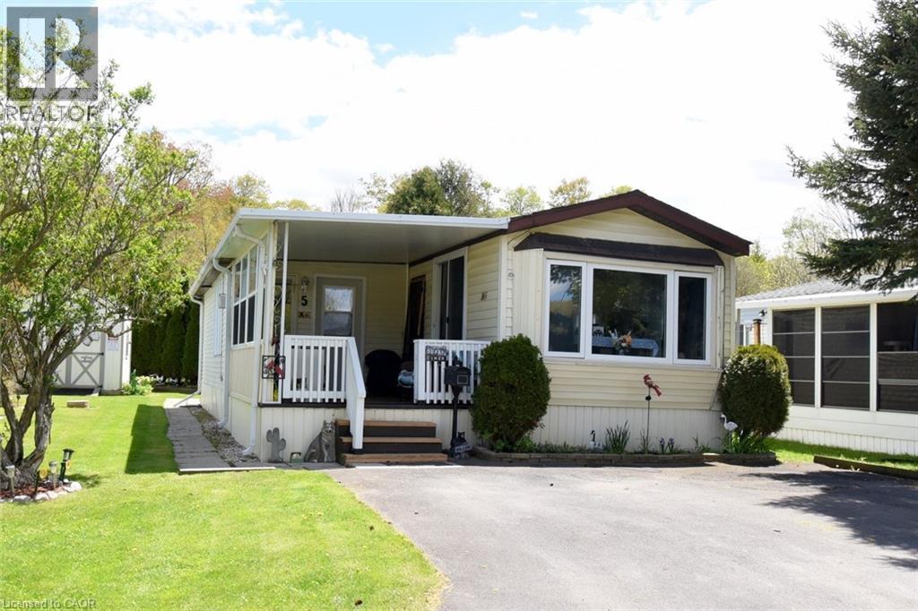 2490 GOVERNORS Road Unit# 5 Pondview, Ancaster, Ontario
