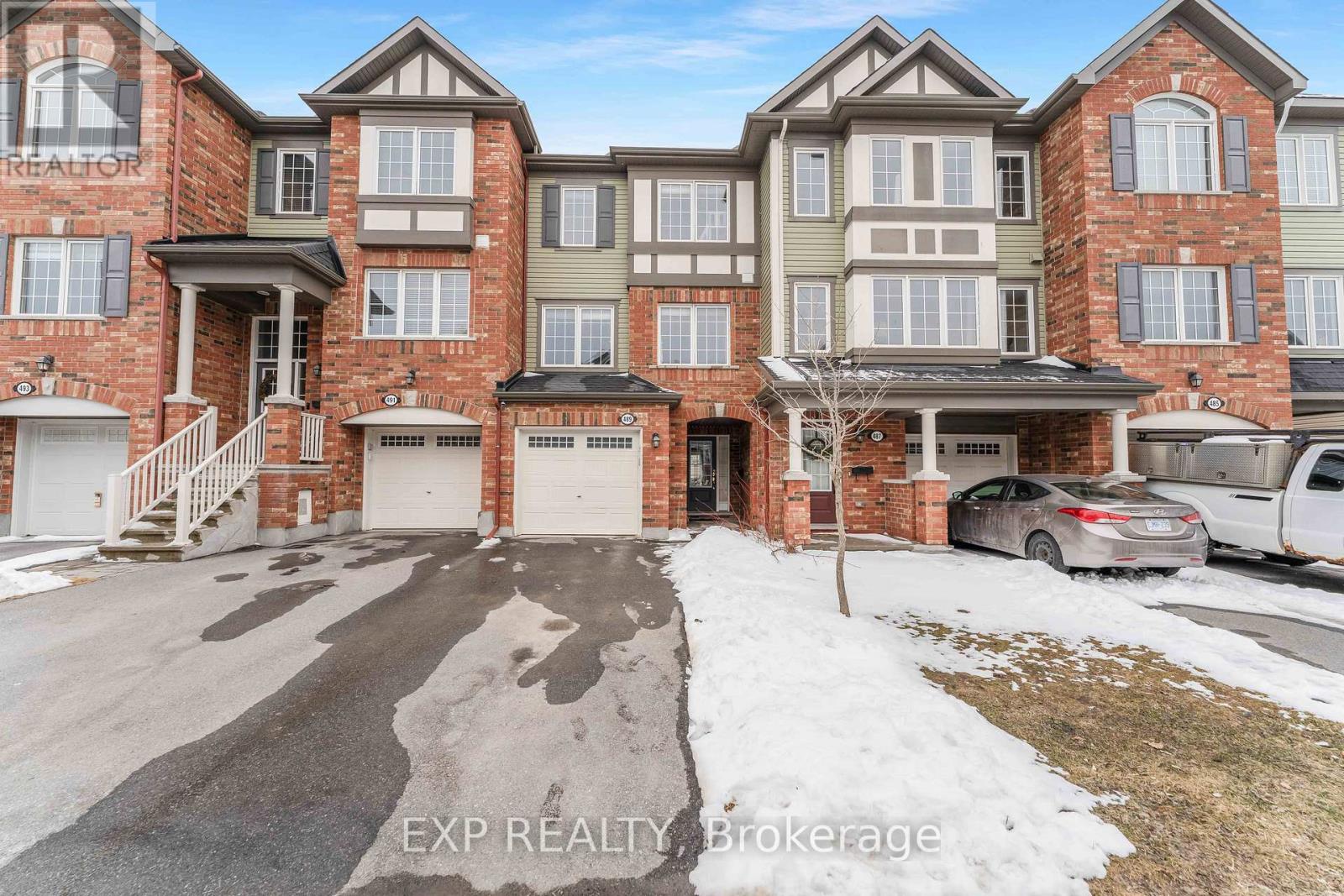 489 COLDWATER CRESCENT, Ottawa, Ontario