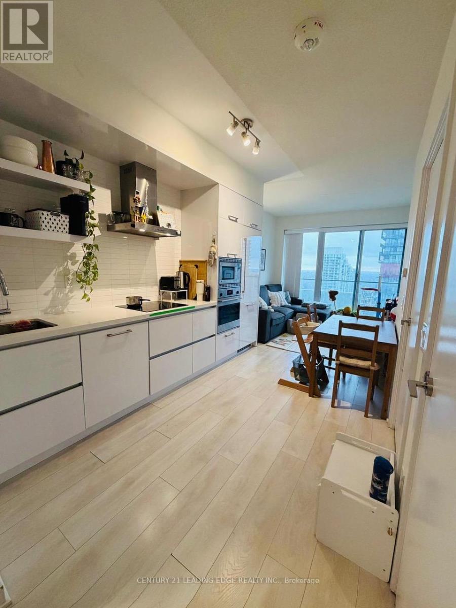 2810 - 2221 Yonge Street, Toronto, Ontario  M4S 2B5 - Photo 3 - C13119564