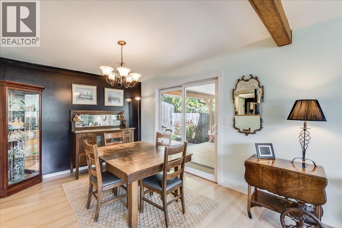 567 Goddard Road, Nelson, British Columbia  V1L 6H8 - Photo 10 - 10386358