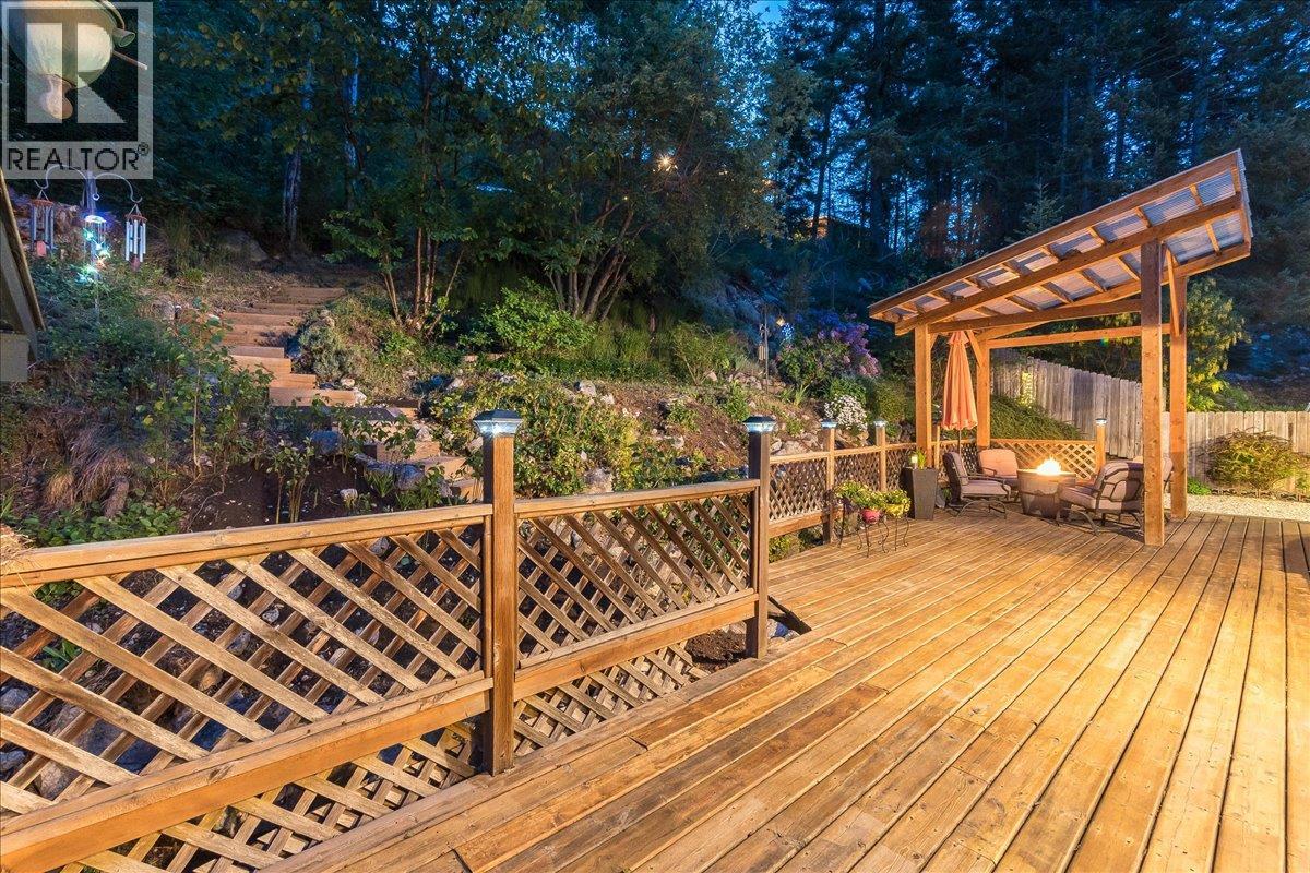 567 Goddard Road, Nelson, British Columbia  V1L 6H8 - Photo 41 - 10386358