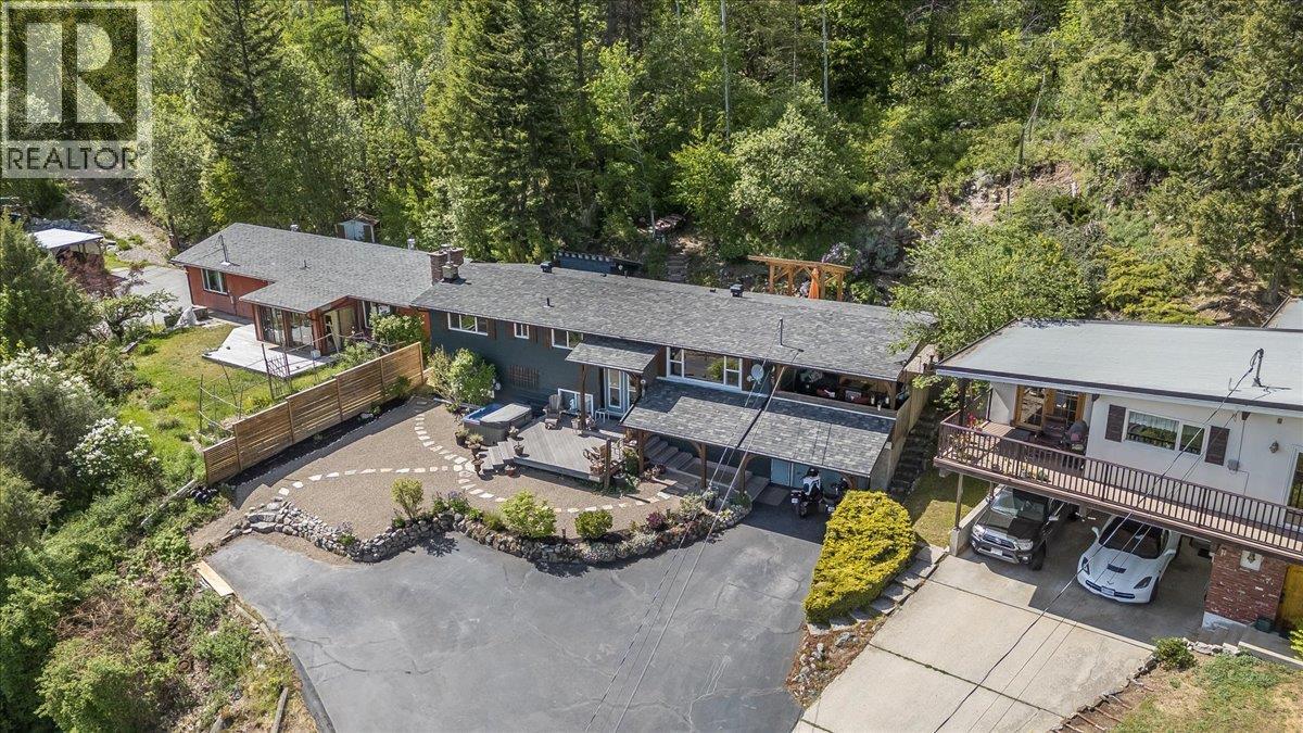 567 Goddard Road, Nelson, British Columbia  V1L 6H8 - Photo 51 - 10386358