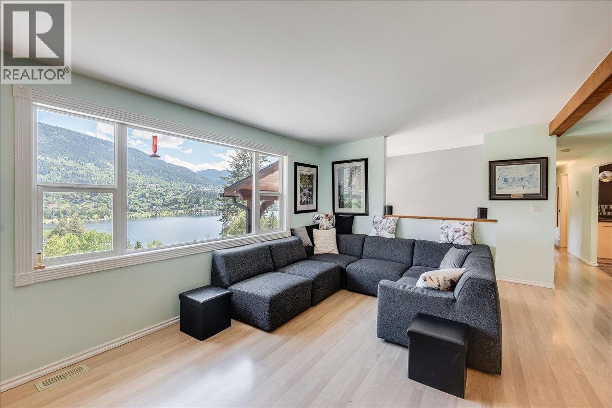 567 Goddard Road, Nelson, British Columbia  V1L 6H8 - Photo 7 - 10386358