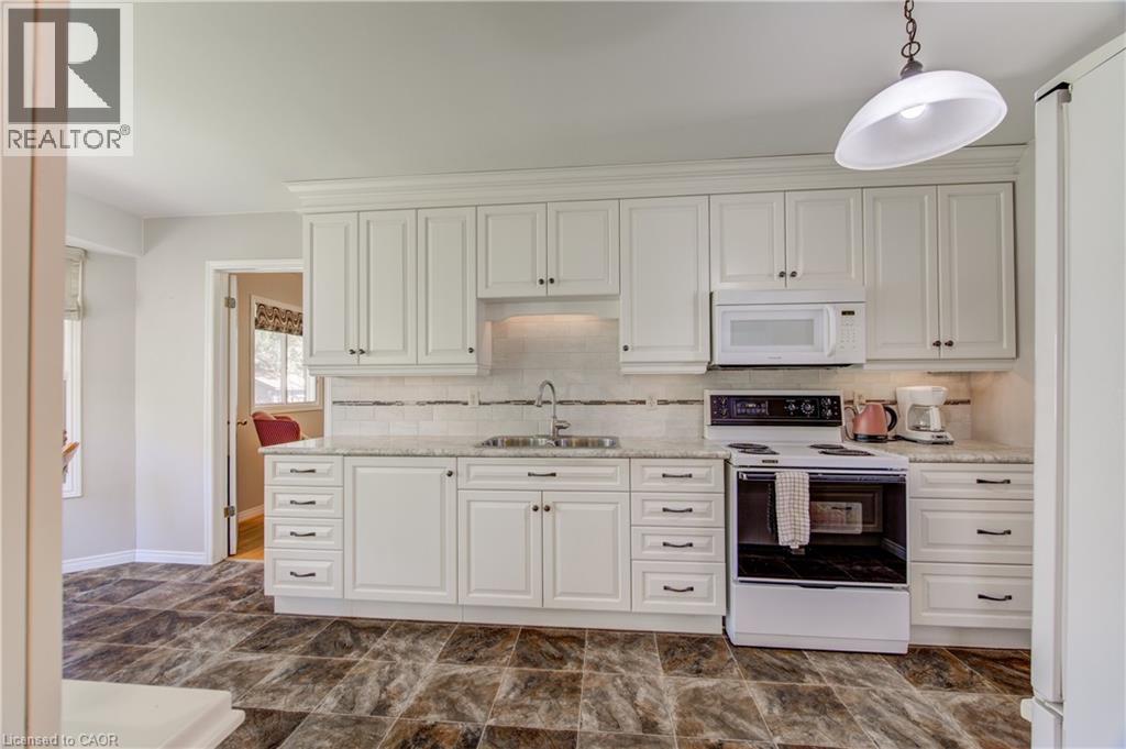 50 King Street, Tavistock, Ontario  N0B 2R0 - Photo 8 - 40822259