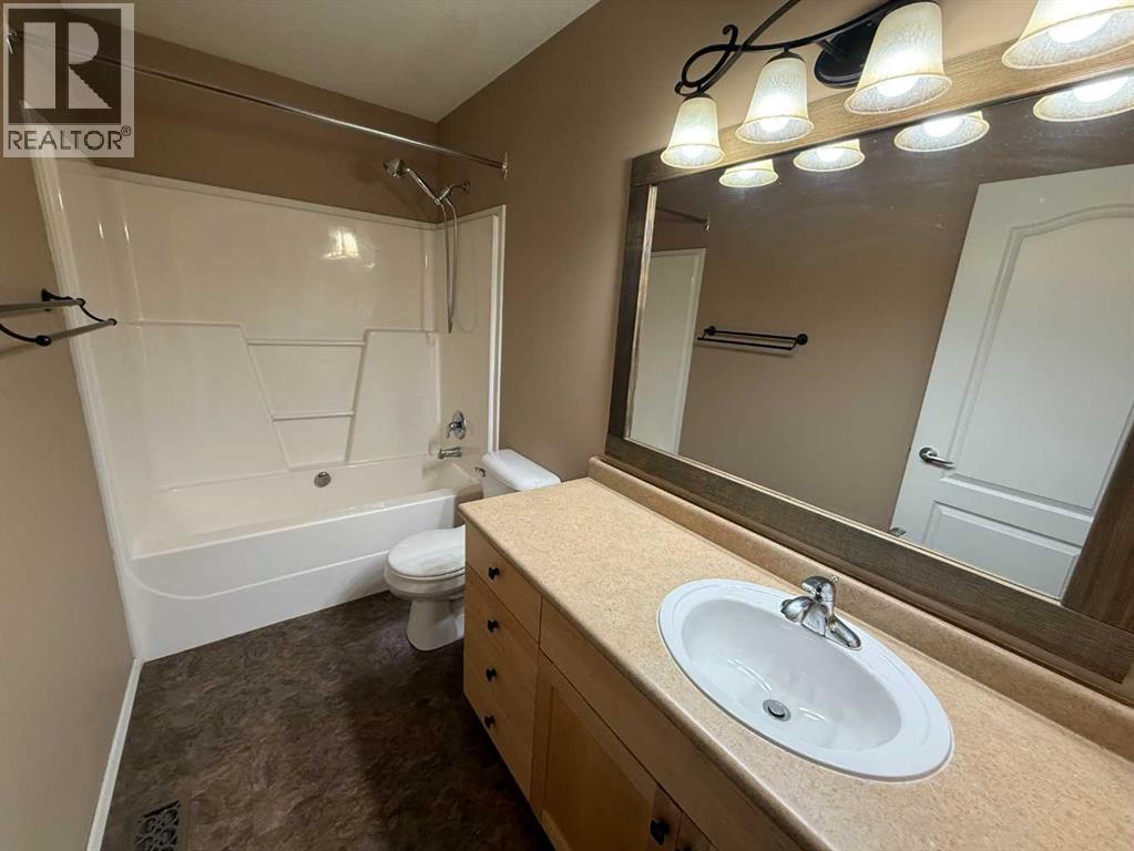 435, 700 Carmichael Lane, Hinton, Alberta  T7V 1S9 - Photo 15 - A2287271