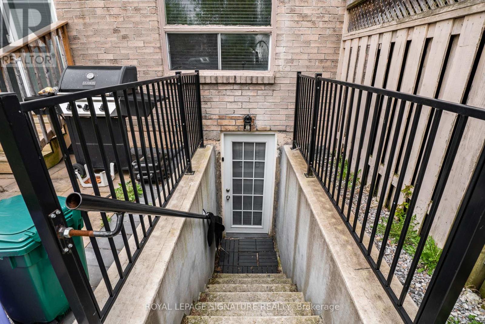 1405 Anton Square, Pickering, Ontario  L1V 5T5 - Photo 27 - E13119640