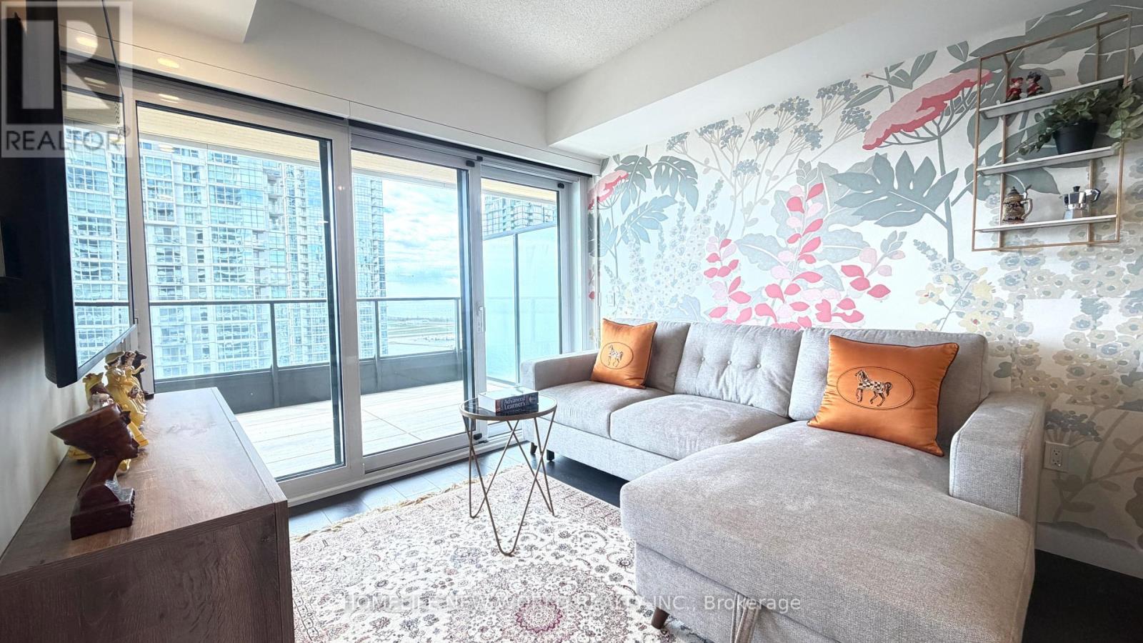 3308 - 1 Concord Cityplace Way, Toronto, Ontario  M5V 0X3 - Photo 3 - C13075794