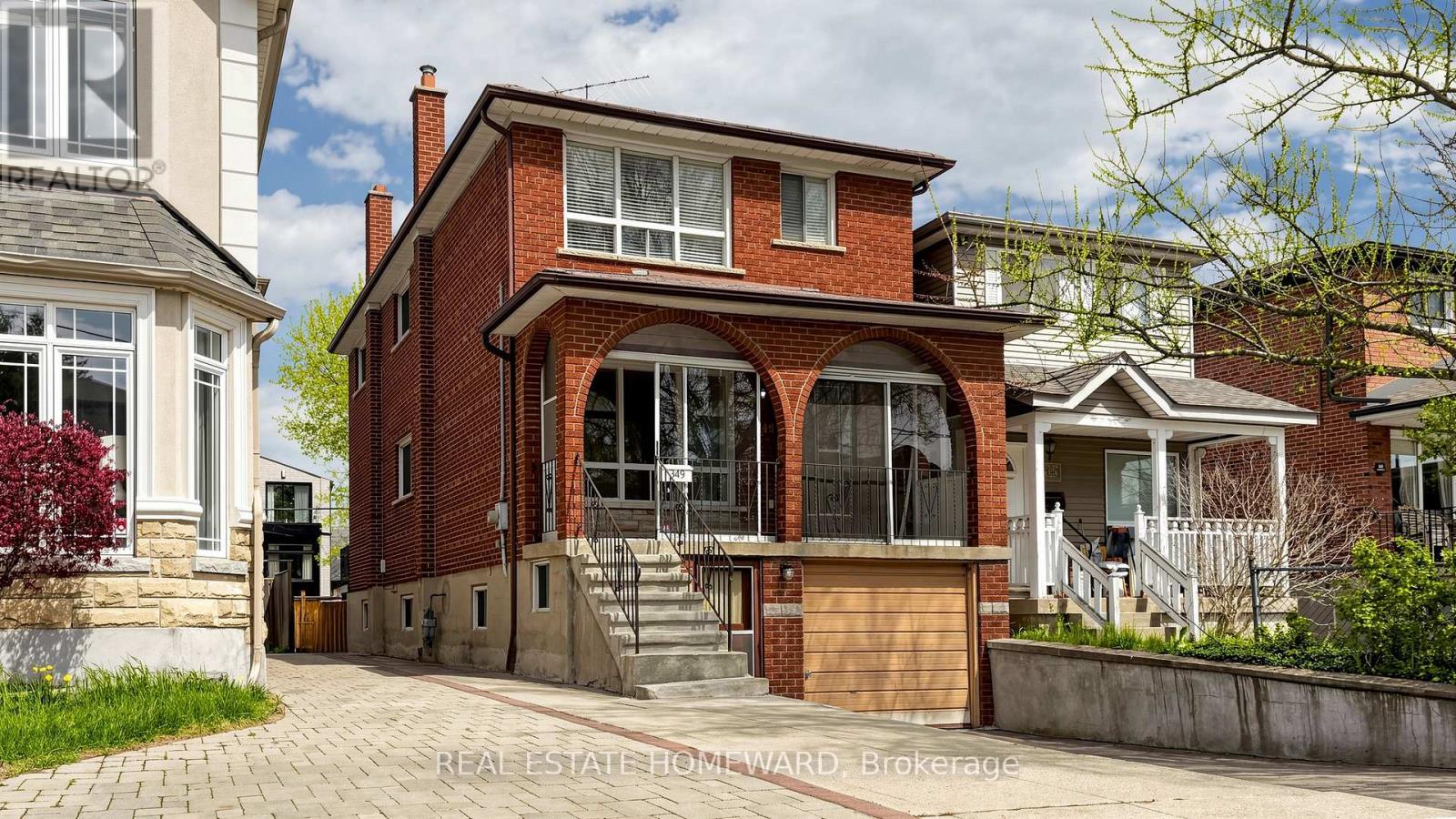 349 MONARCH PARK AVENUE, Toronto, Ontario